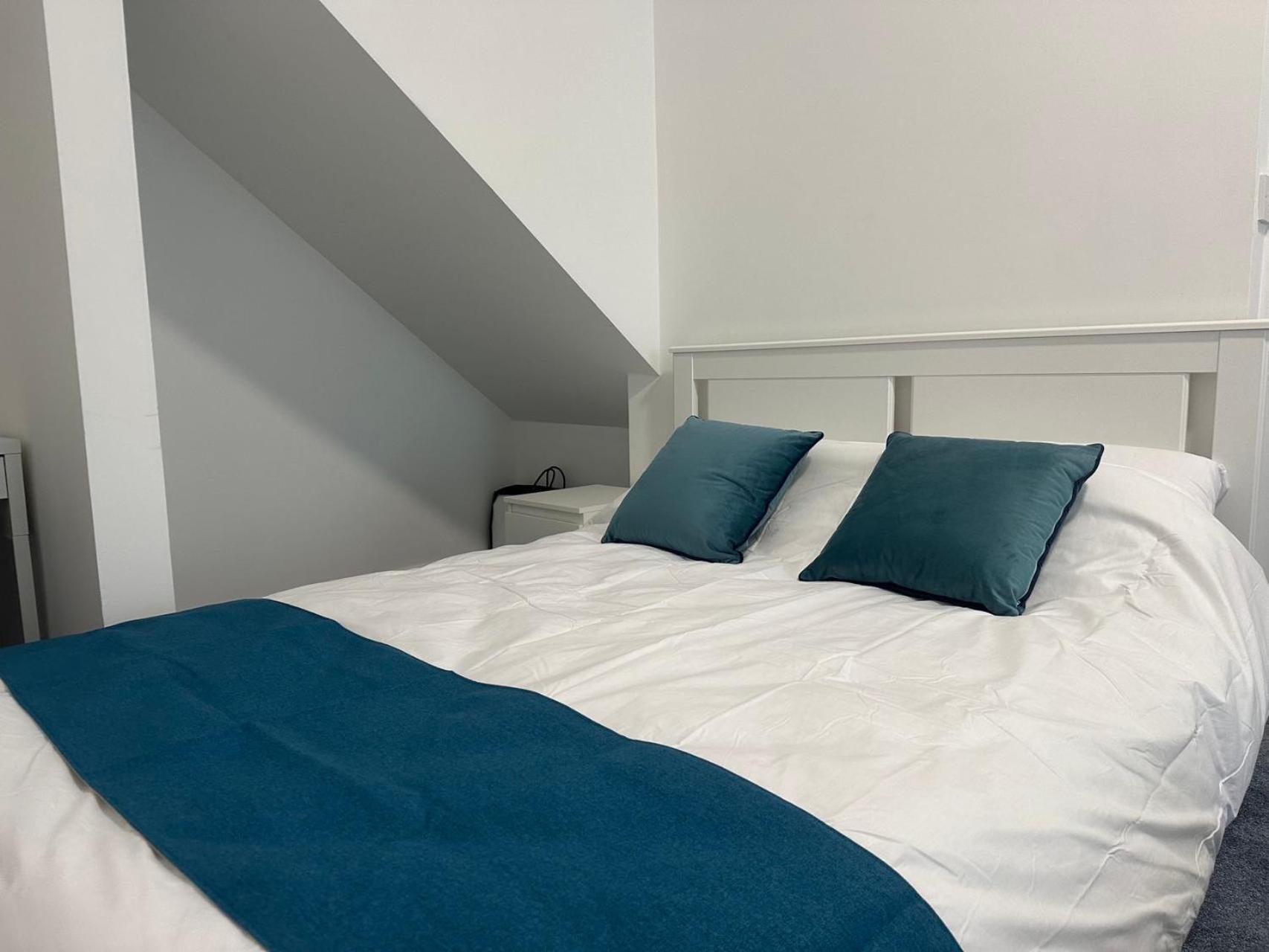 Cook Street Accommodation Корк Экстерьер фото